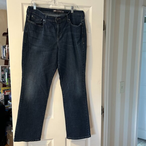 Ladies Levi's 580 Straight - Defined Waist washed jeans - Size 16W - Picture 2 of 7